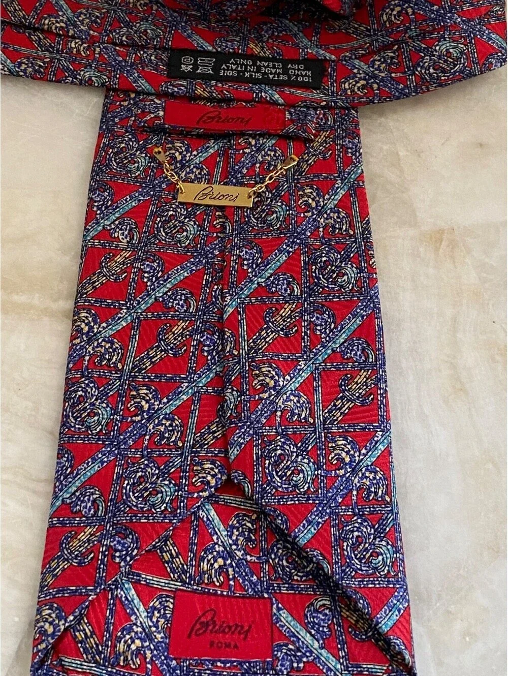 Brioni Mens Red Blue Fence Pattern Silk Tie Necktie Made in Italy Gold Chain